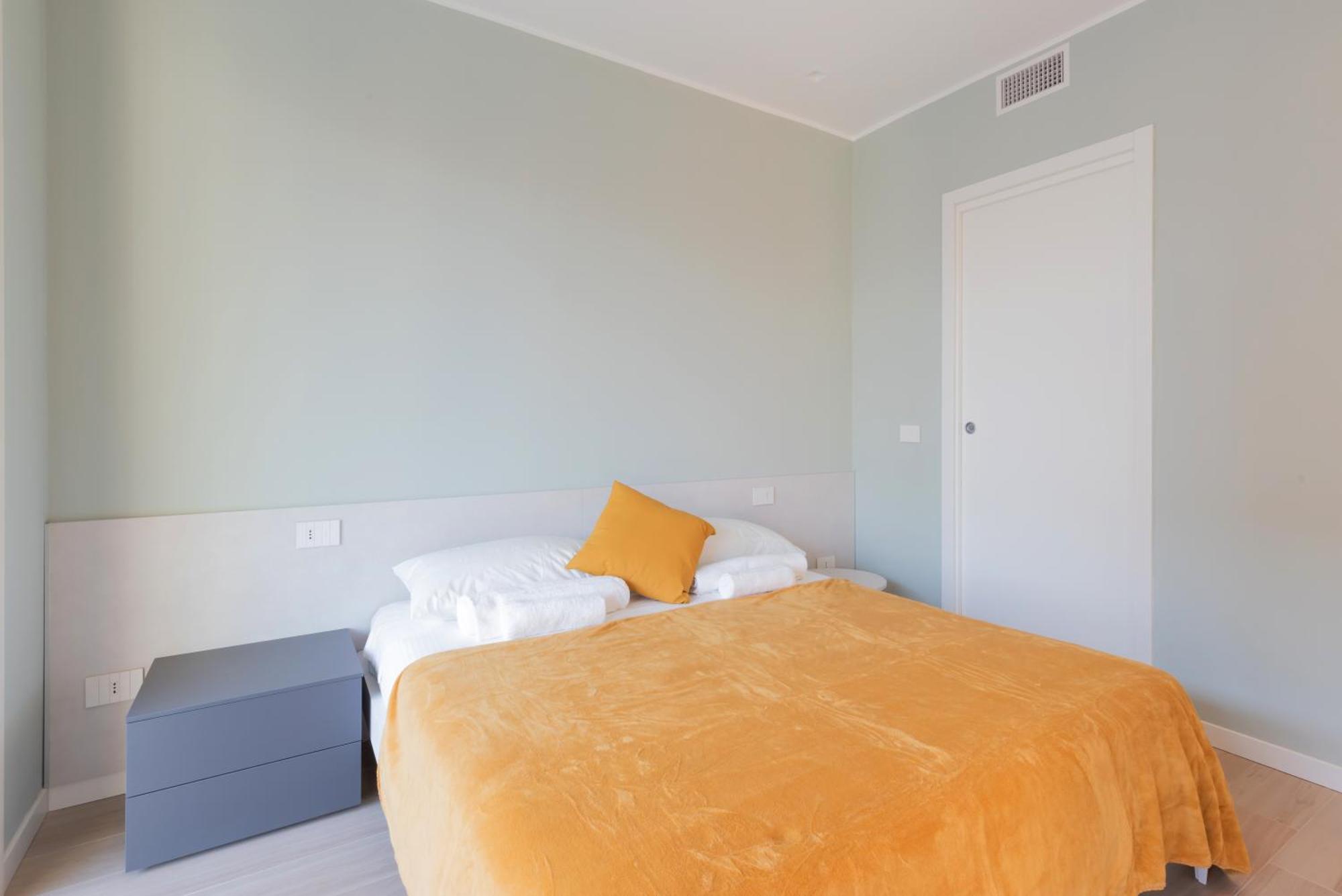 Exclusive Terrace Garden View - 15 Min From Duomo Apartment Milan Luaran gambar